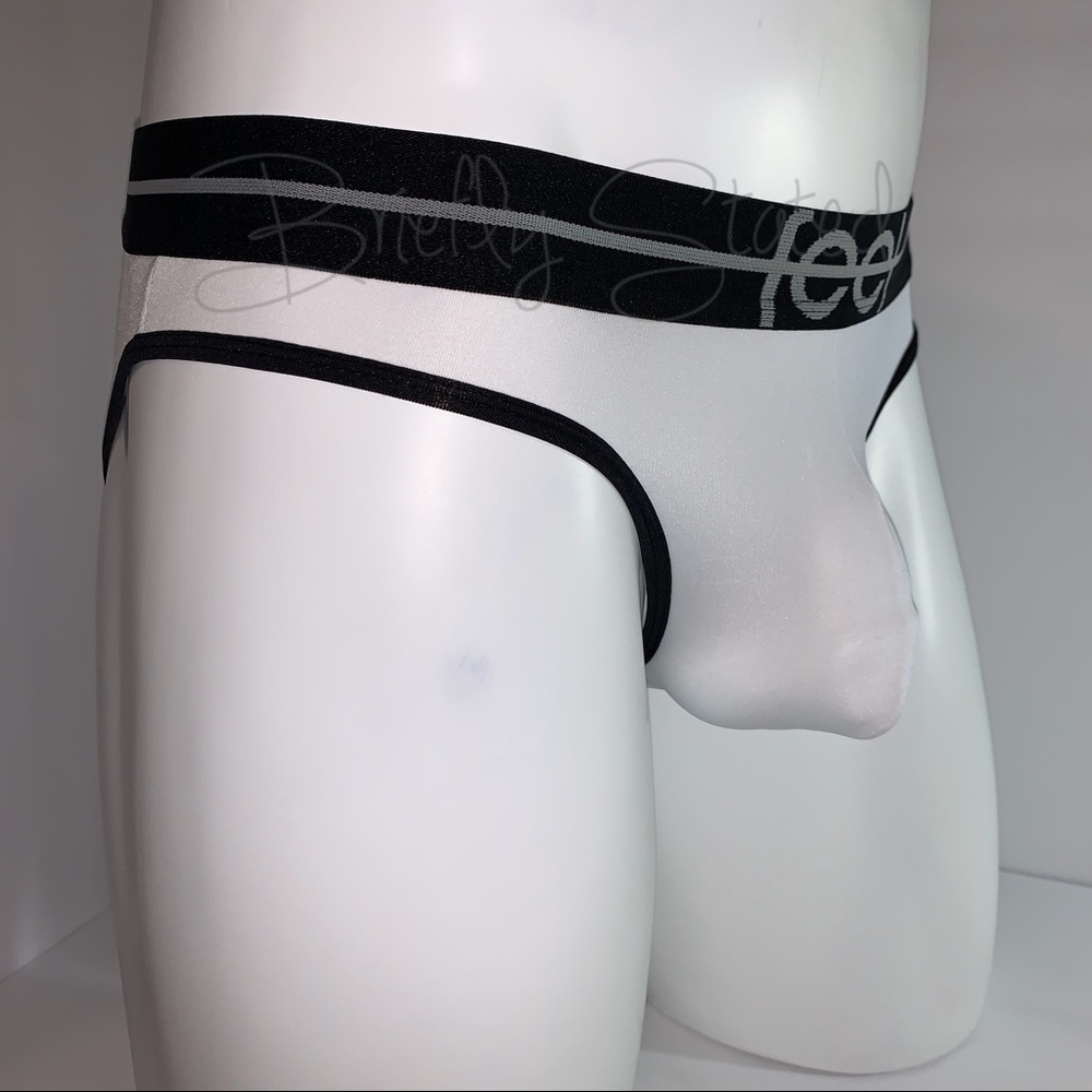 Feel Micro Bikini Underwear - White (S)